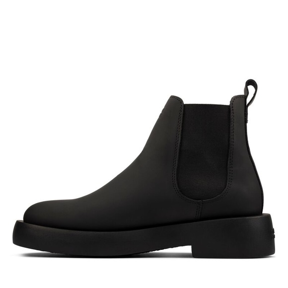 NEW IN BOX!! Ladies Clarks Mileno Chelsea Boot Black - Picture 2 of 4